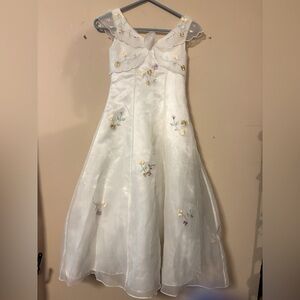 Elegant White Floral Kids Dress by Yupi Kid
